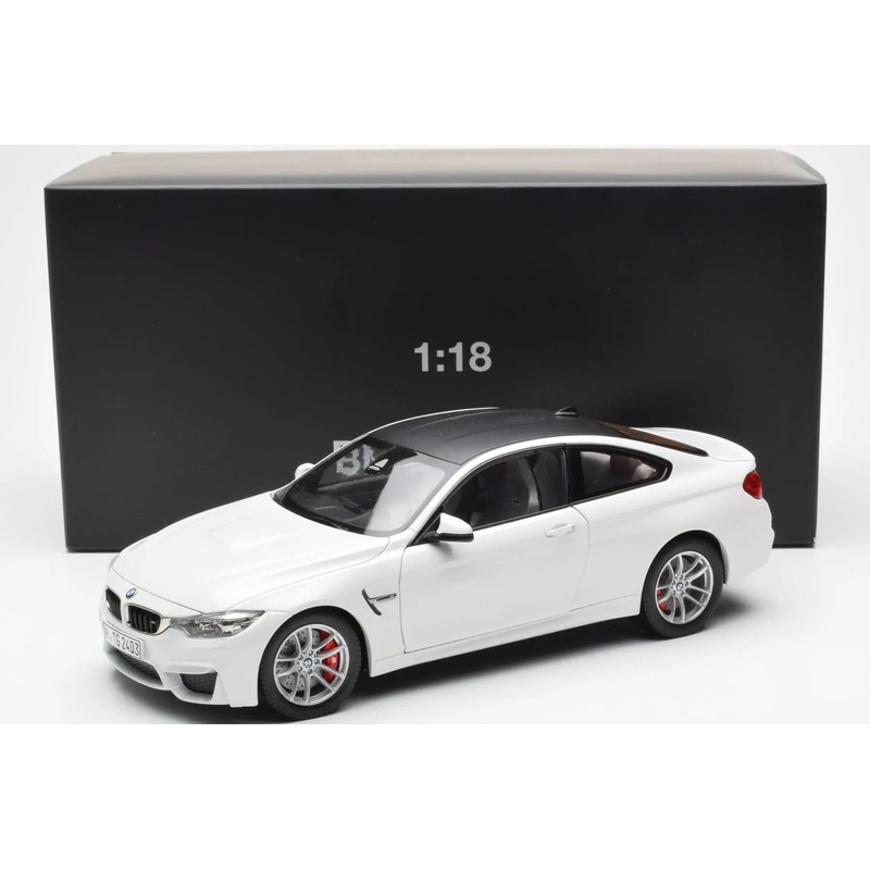 BMW M4 F82 Coupe Frozen Brilliant White Paragon 1/18