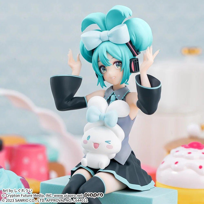 Sega Hatsune Miku x Cinnamoroll Noodlestopper Figure