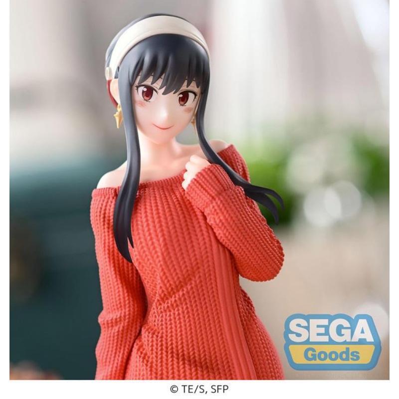 Spy x Family Yor Forger (Plain Clothes) Premium Figure BY SEGA