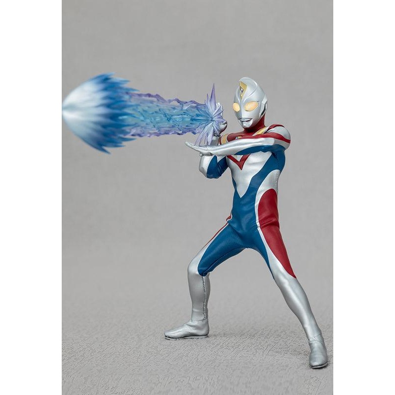 ULTRAMAN DYNA DYNA