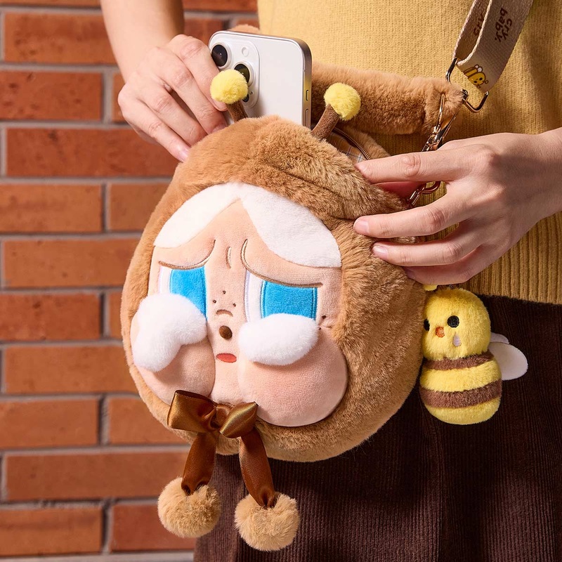 NEWPOP MART CRYBABY Crying Again Series-Big Head Bag(I’ll Bring You a Flower)