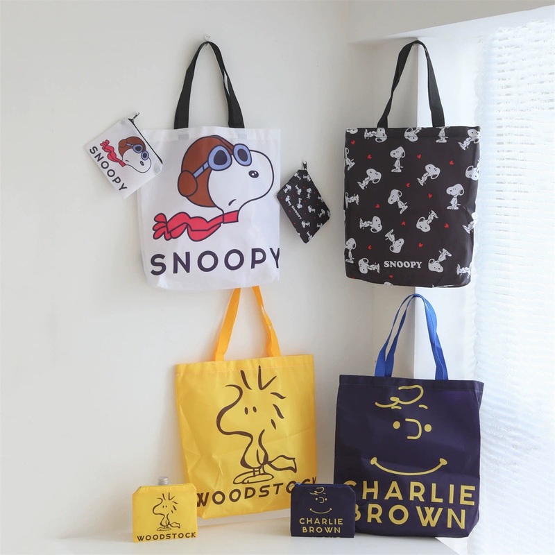 Cartoon Design Cute White Dog and Friends Fold Up Tote Bag | Pilot Charlie Brown – Kawaii Little Bag