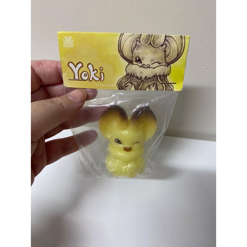 Yoyo Yeung Studio Mini Yoki Pudding Version 2 Inch Vinyl White Designer Toy